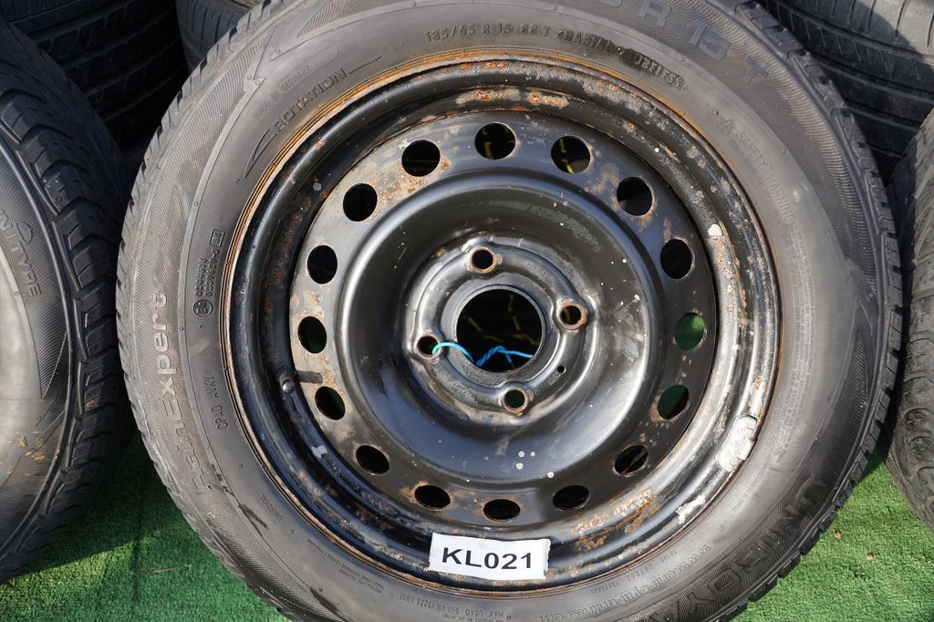 ruedas verano nissan almera n16, primera p11