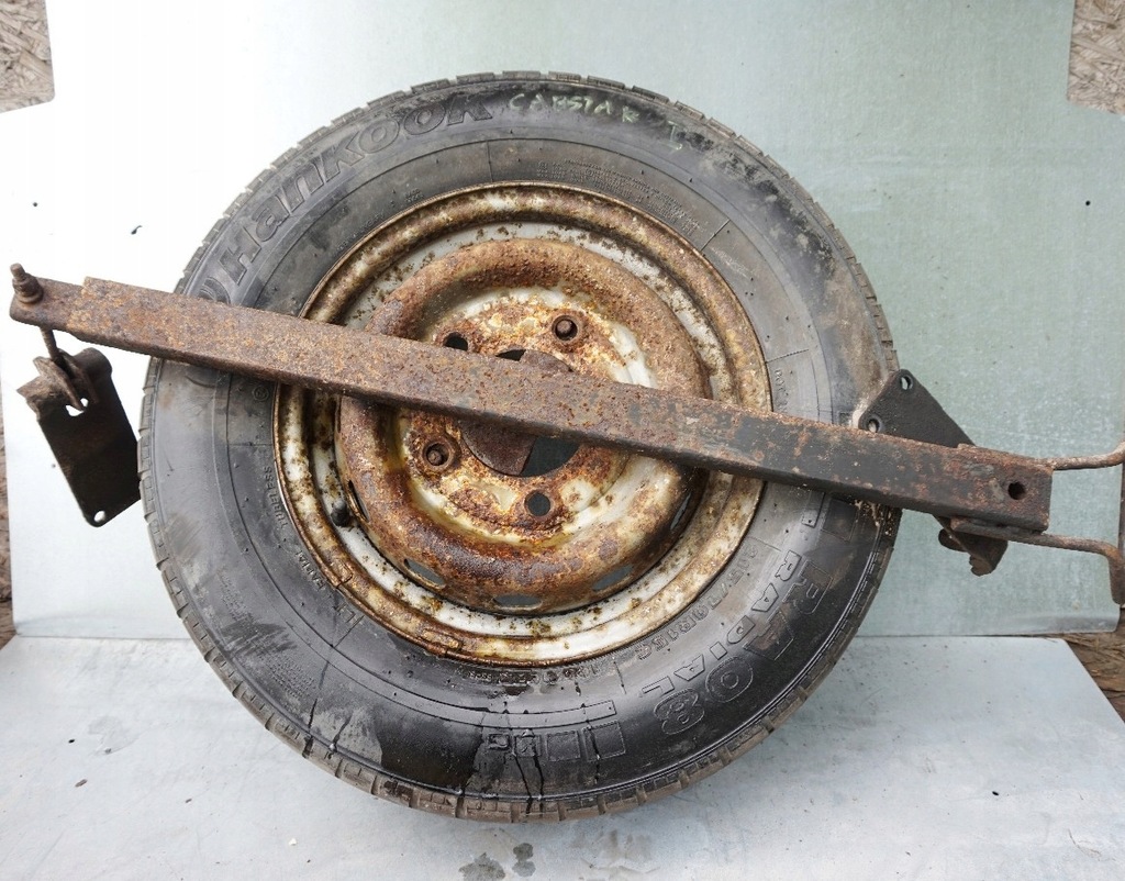 rueda repuesto winda nissan cabstar lift-