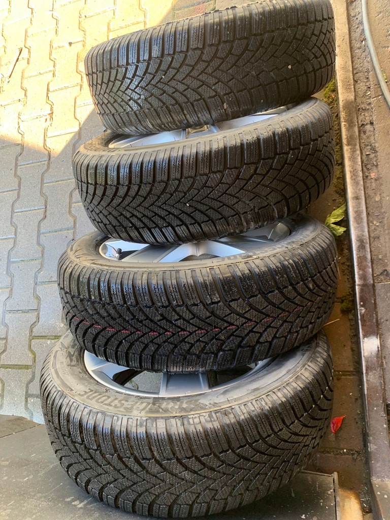 llantas ruedas neumáticos bridgestone skoda octavia 16