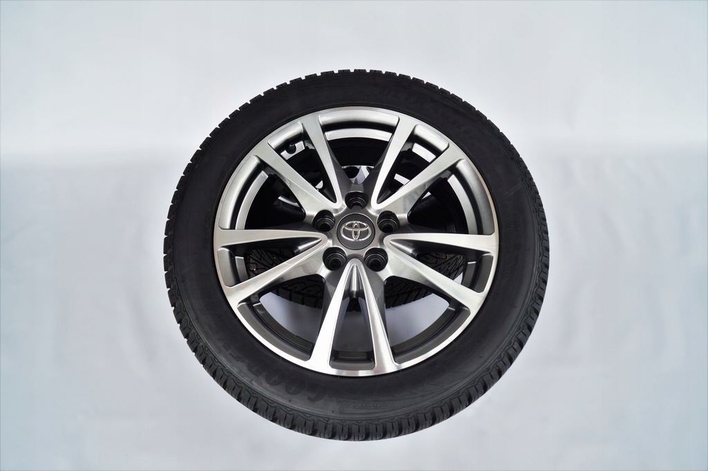 llantas ruedas neumáticos toyota avensis t27 215/55r17