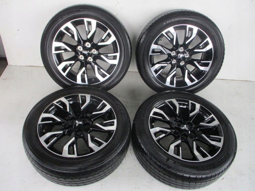 ruedas llantas neumáticos mitsubishi outlander iii r18