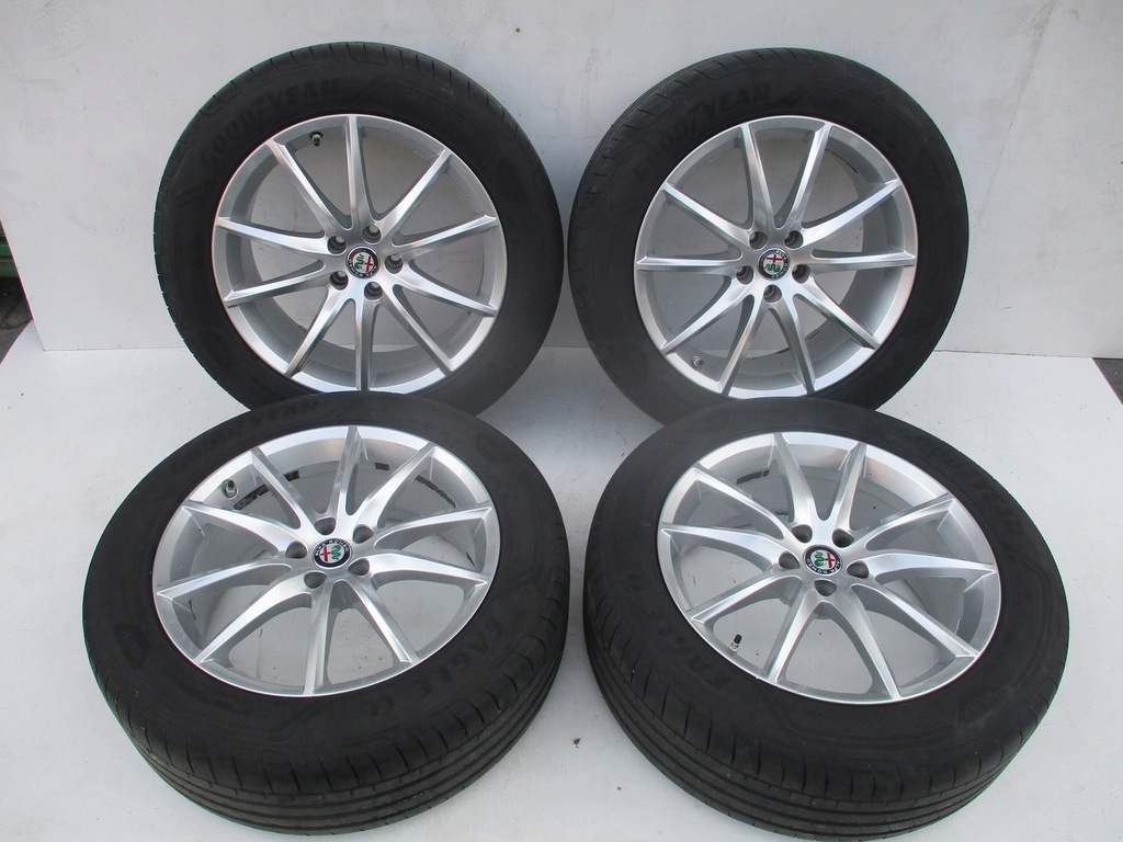 ruedas llantas neumáticos alfa romeo stelvio r19 5mm