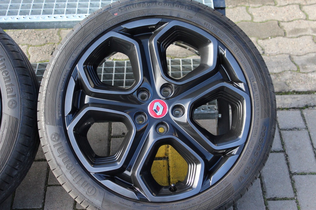 original -renault kadjar 19'' 5x114 et40 verano 225/45/19