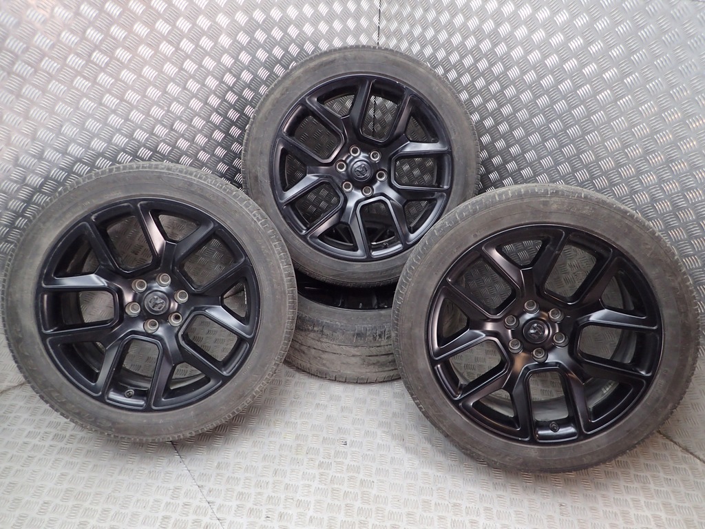 ram 1500 v, 19r< llantas llantas de aluminio ruedas neumáticos 22''