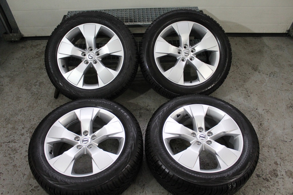 original volvo, xc60 5x108 et50,5 invierno 235/55/18 4x8mm