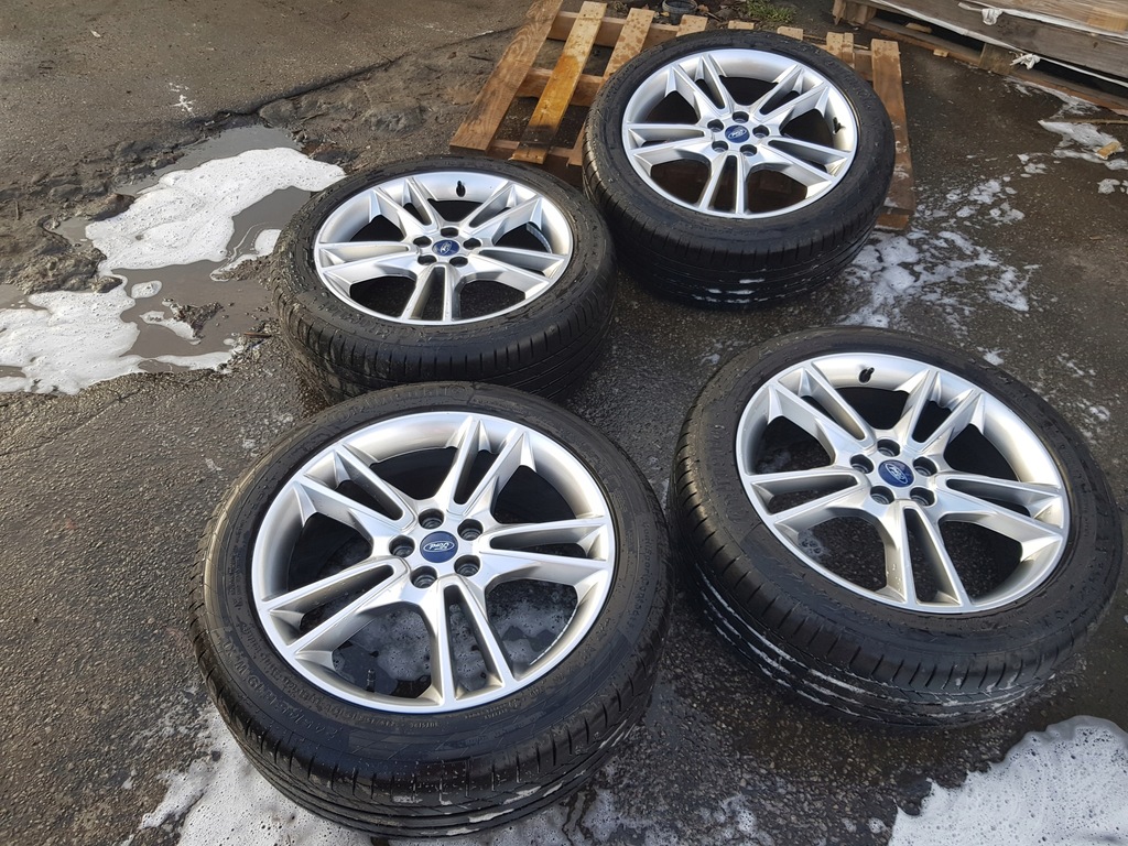 llantas ford + neumáticos continental 245/45 r19